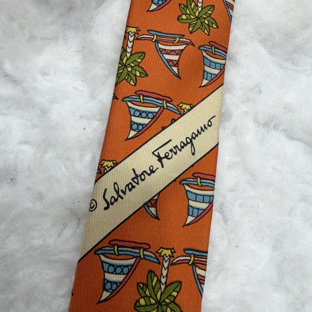 SALVATORE FERRAGAMO Silk Tie Sailboat Beach Nautical Colorful Made Italy Rare!! - Picture 5 of 8